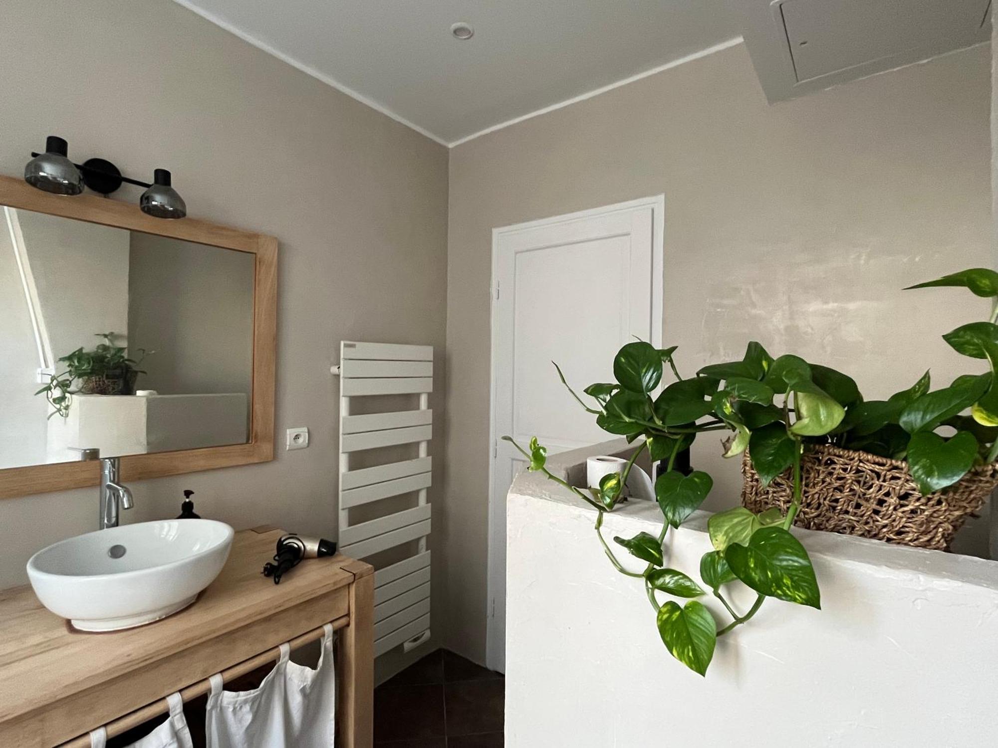 Lovely Haussmannian Flat In Montparnasse Paris Dış mekan fotoğraf
